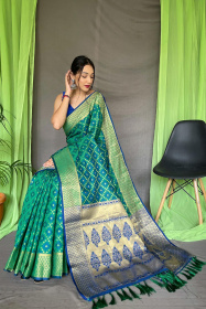 Patola Silk Saree With Gold Zari Woven Contrast Rich Pallu - Blue