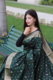 Soft Silk Saree With Gold & Copper Zari Woven With Rich Pallu - Green