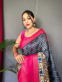 Pure Soft Silk Saree With Bandhej Kalamkari Print & Rich Pallu - Grey