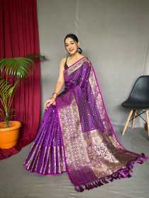 Soft Silk Saree With Checks Gold Zari Woven & Rich Pallu - Purple