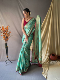 Pure Cotton Saree with Gold Zari woven and Rich Pallu - Light Green