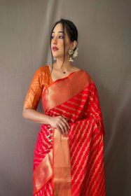 Patola Lehariya saree with gold Zari border and Rich Pallu - Red